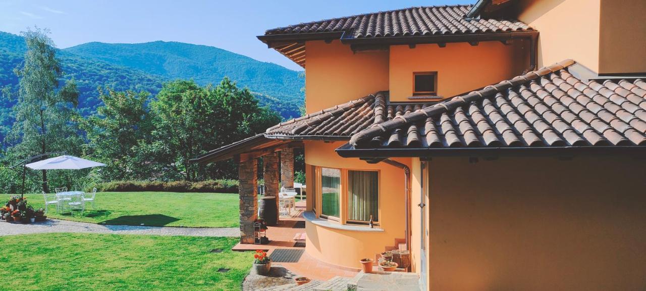 B&B Villa Claudia Lavena Ponte Tresa Esterno foto
