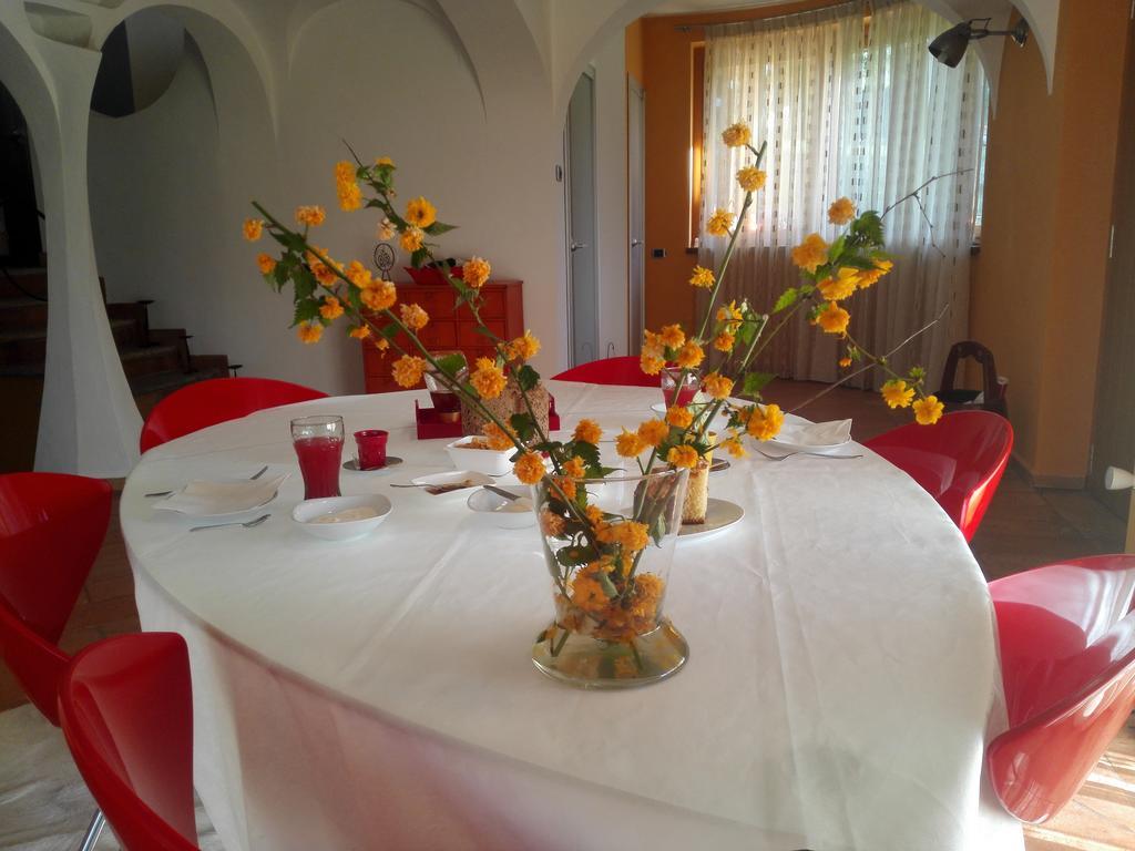 B&B Villa Claudia Lavena Ponte Tresa Esterno foto