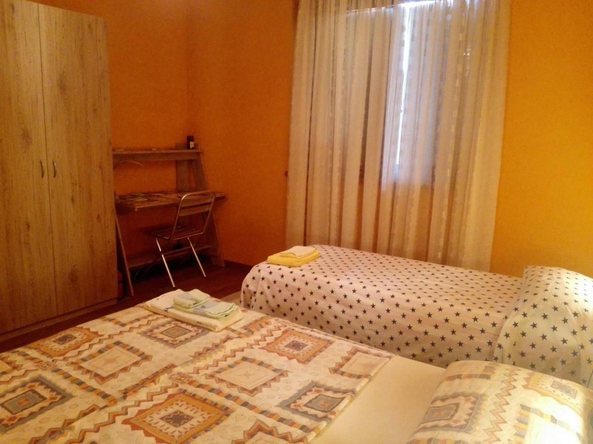 B&B Villa Claudia Lavena Ponte Tresa Esterno foto