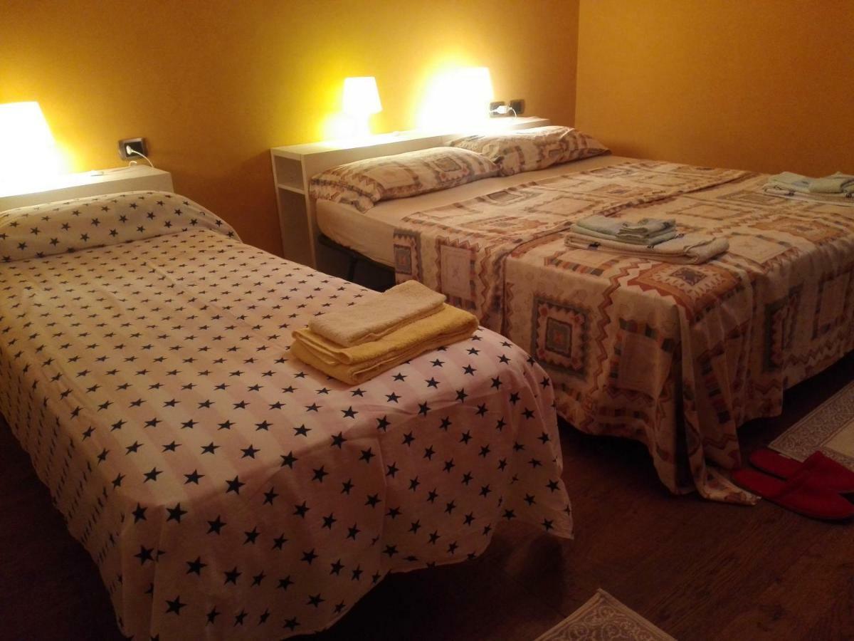 B&B Villa Claudia Lavena Ponte Tresa Esterno foto