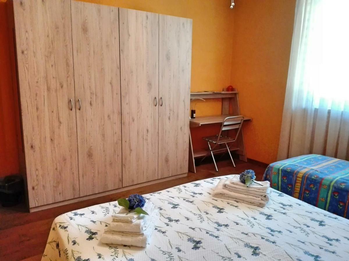 B&B Villa Claudia Lavena Ponte Tresa Esterno foto
