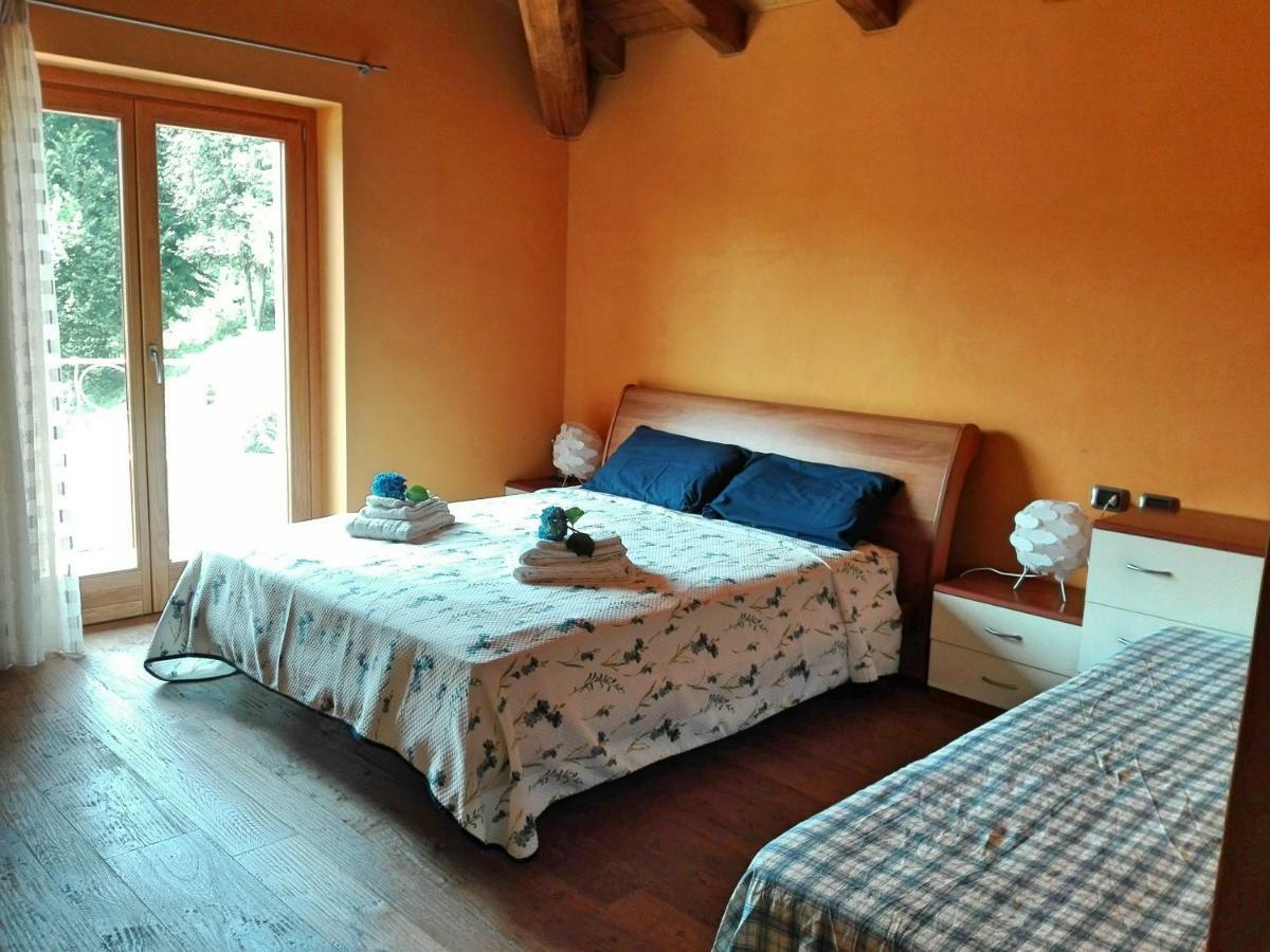 B&B Villa Claudia Lavena Ponte Tresa Esterno foto