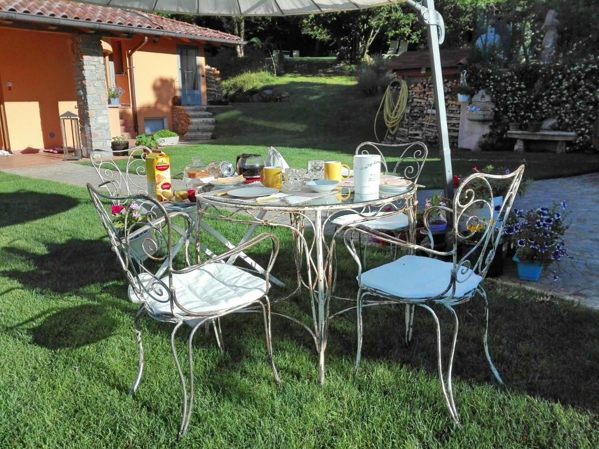 B&B Villa Claudia Lavena Ponte Tresa Esterno foto